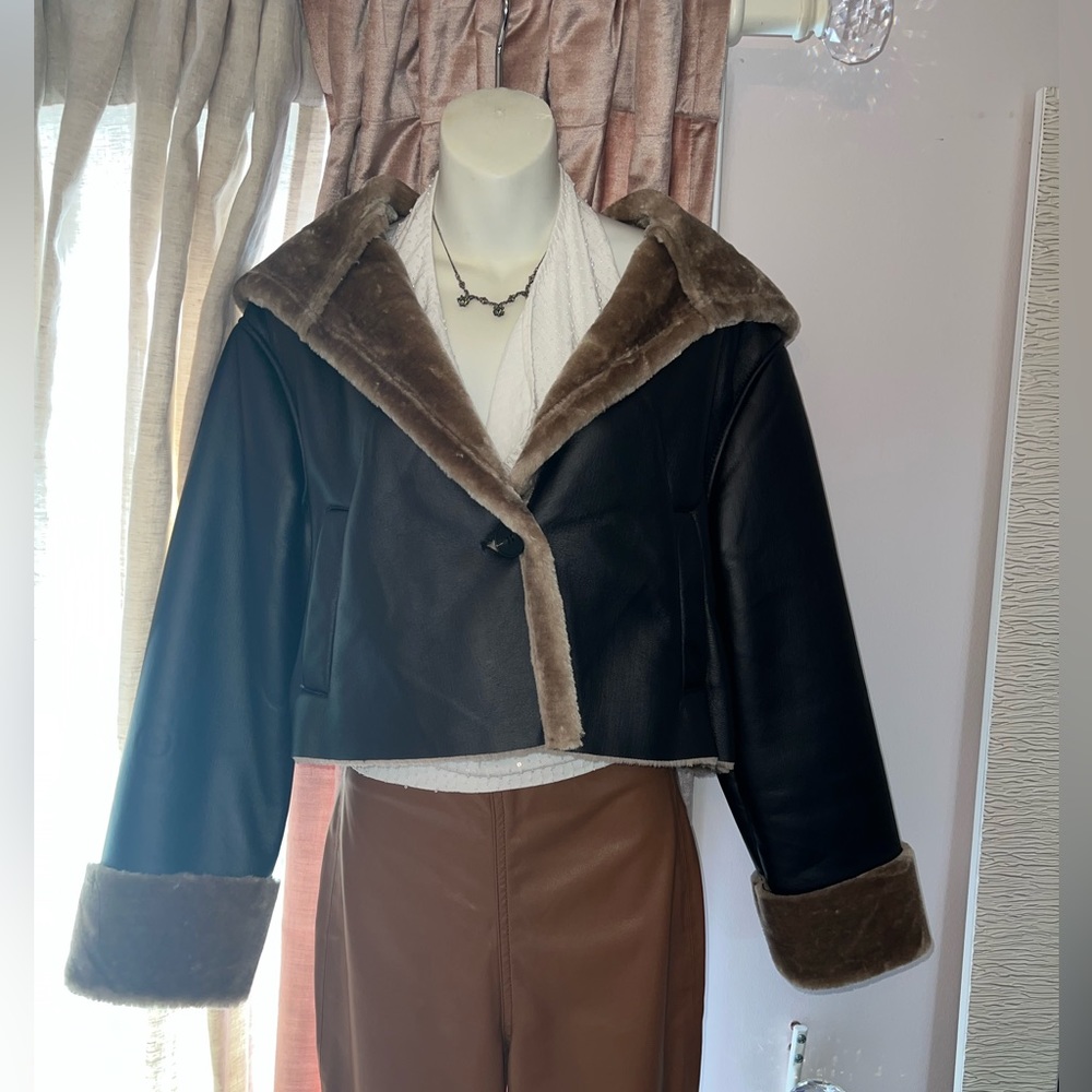 NEW hooded cropped leather/fur jacket